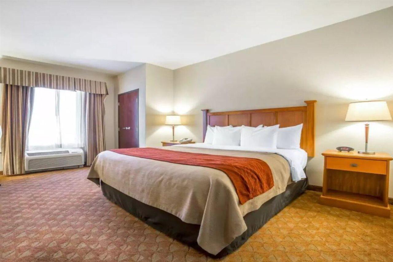 Comfort Inn&Suites Las Vegas - Nellis Esterno foto
