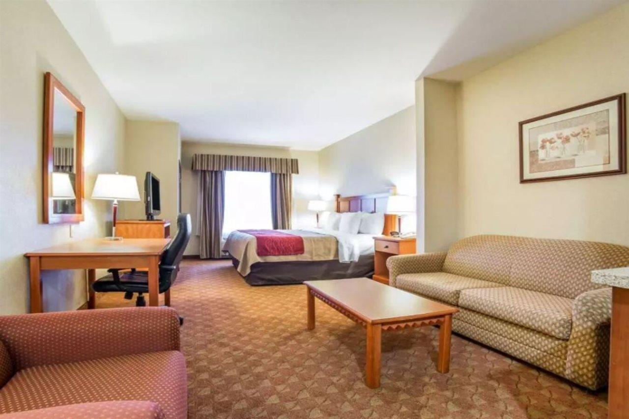 Comfort Inn&Suites Las Vegas - Nellis Esterno foto
