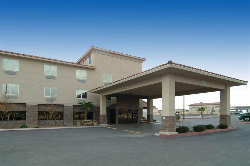 Comfort Inn&Suites Las Vegas - Nellis Esterno foto