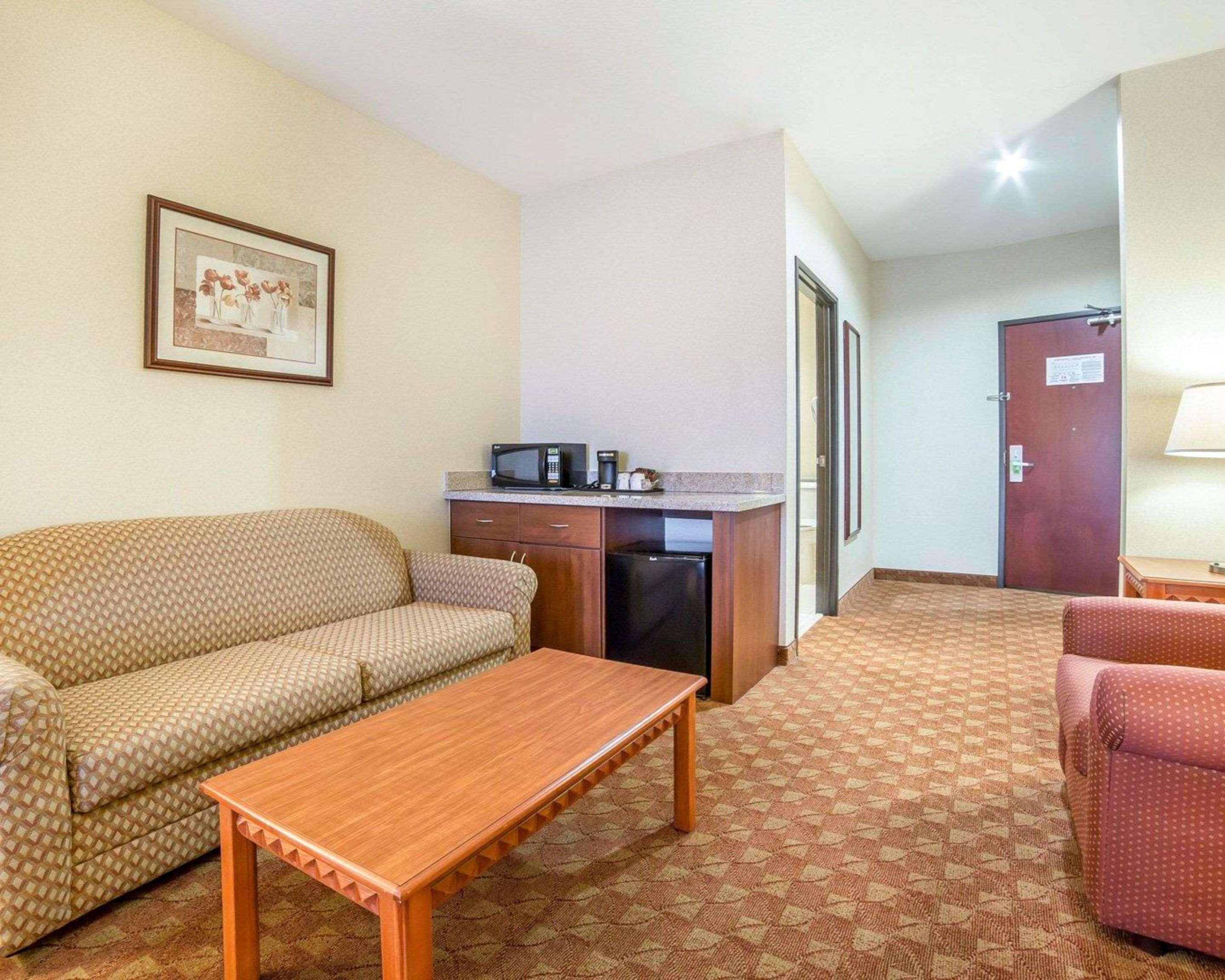 Comfort Inn&Suites Las Vegas - Nellis Esterno foto