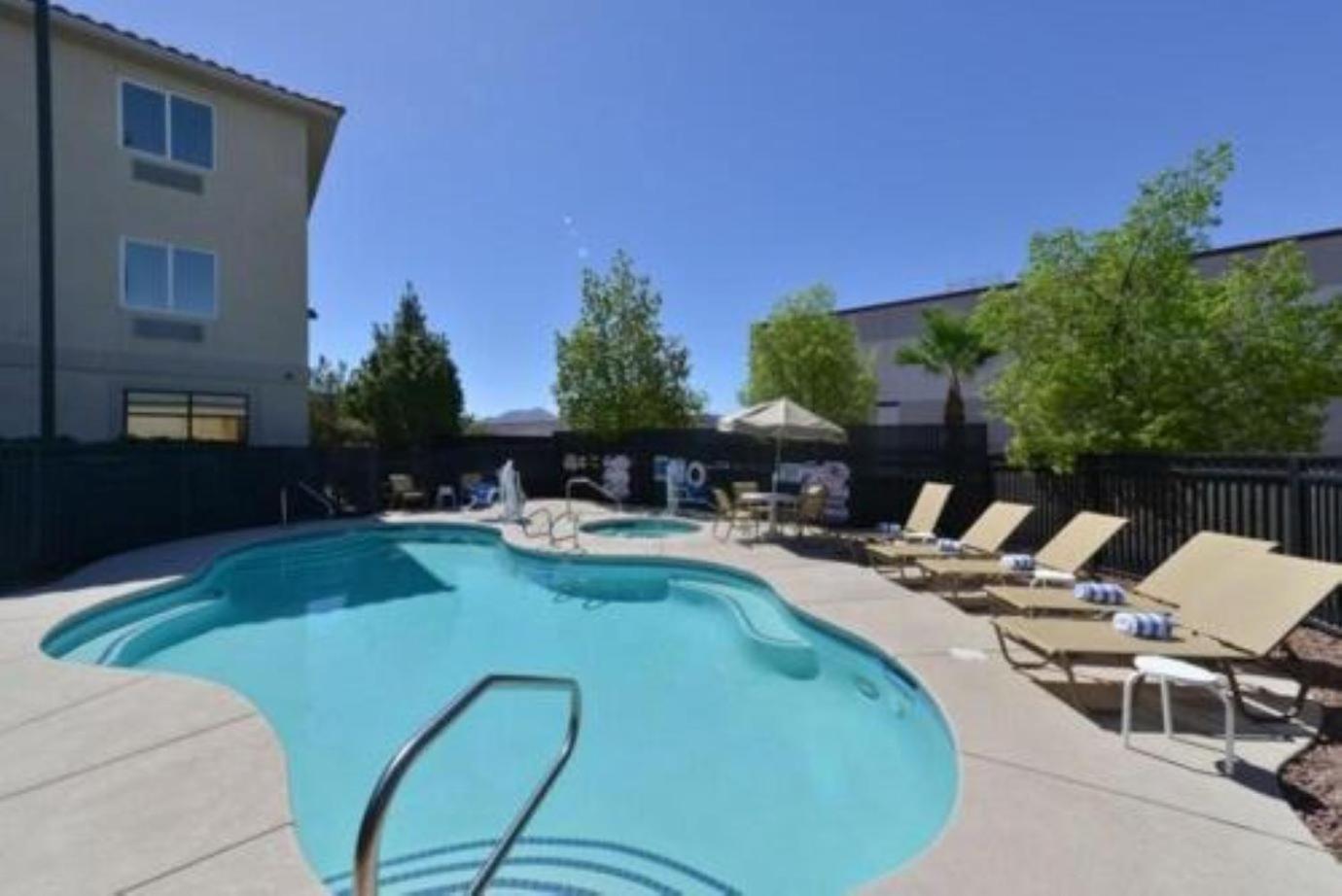 Comfort Inn&Suites Las Vegas - Nellis Esterno foto