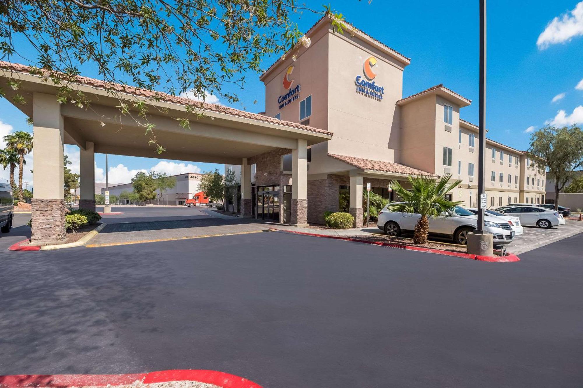 Comfort Inn&Suites Las Vegas - Nellis Esterno foto