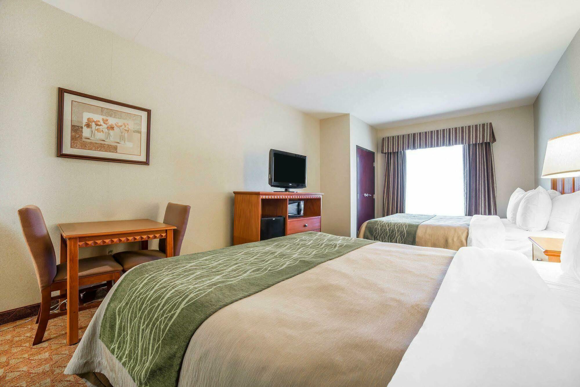 Comfort Inn&Suites Las Vegas - Nellis Esterno foto
